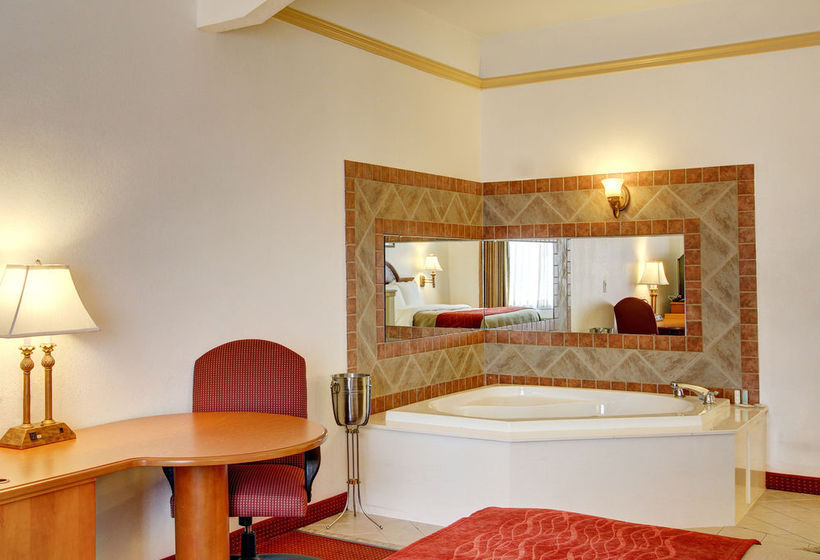 Hotel Comfort Inn Cleburne  | Cleburne | Texas | United States 17