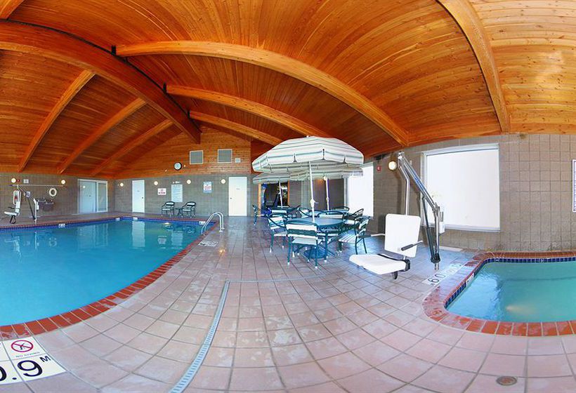 Hotel Comfort Inn & Suites  | Jackson | Wisconsin | United States