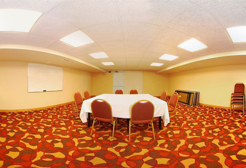 Hotel Comfort Inn & Suites  | Jackson | Wisconsin | United States 1