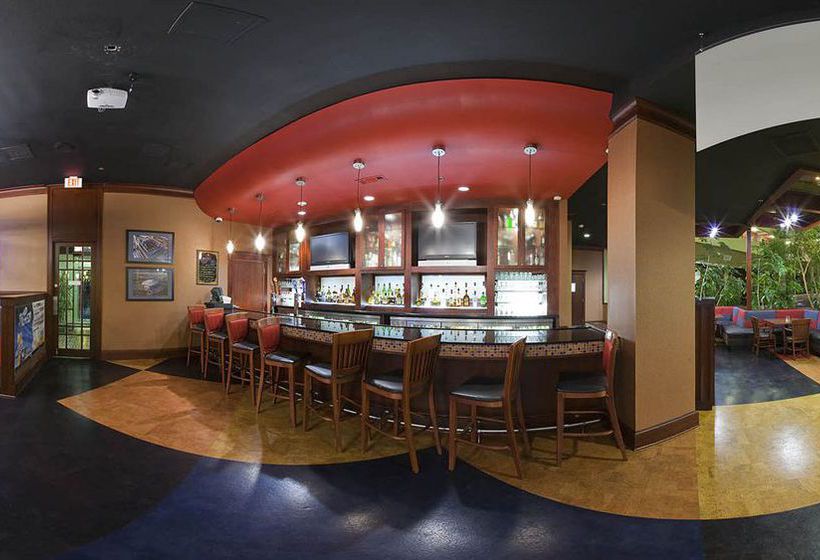 Hotel Crowne Plaza Suites Arlington  | Arlington | Texas | Estados Unidos 16