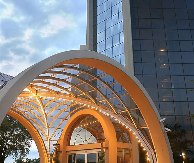 Hotel Crowne Plaza Suites Arlington  | Arlington | Texas | Estados Unidos 2