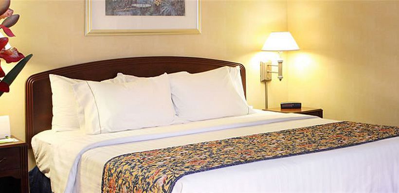 Hotel Courtyard Burlington Taft Corners 