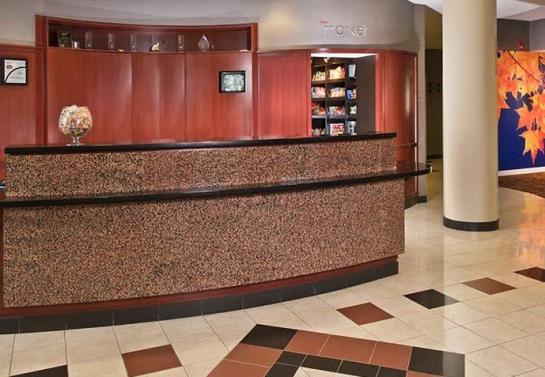 Hotel Courtyard Fort Meade at National Business Park 