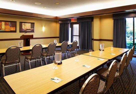 Hotel Courtyard by Marriott Willoughby  | Willoughby | Ohio | United States 20