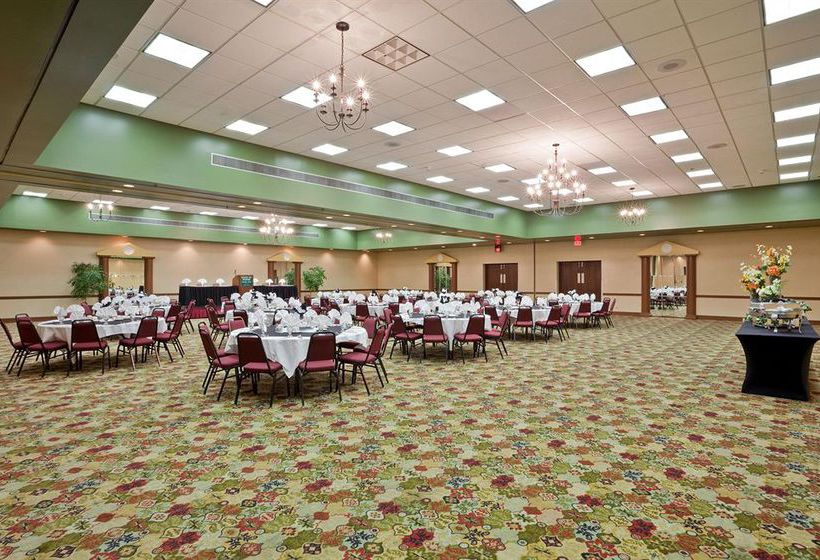 Hotel Doubletree By Hilton Lawrence 