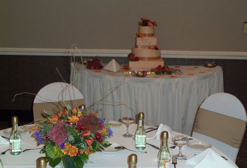 Hotel Holiday Inn Morgantown PA Turnpike Ex 298  | Morgantown | Pennsylvania | United States 20