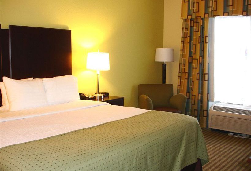 Hotel Holiday Inn Express N. Myrtle Beach-Little River  | Little River | South Carolina | United States 19