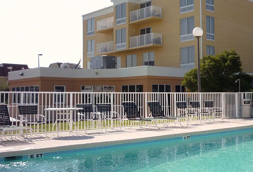 Hotel Holiday Inn Express N. Myrtle Beach-Little River  | Little River | South Carolina | United States 4