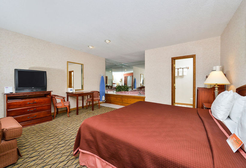 Hotel Howard Johnson Express Inn - Lenox  | Lenox | Massachusetts | United States 7