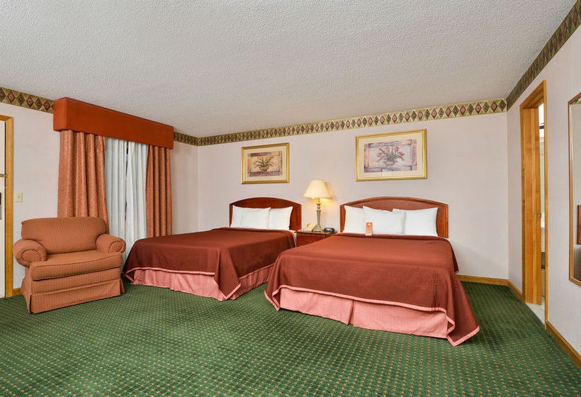 Hotel Howard Johnson Express Inn - Lenox  | Lenox | Massachusetts | United States 9
