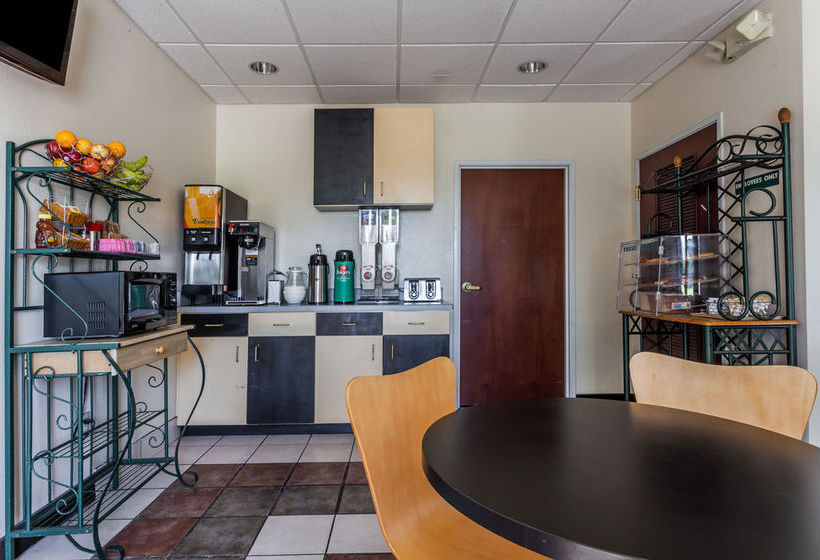 Hotel Howard Johnson Express Inn Airport Louisville Kentucky