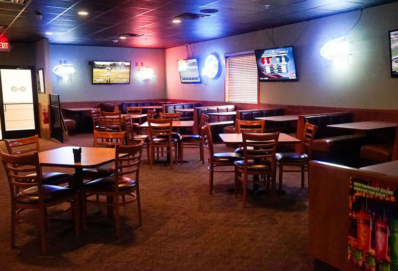 Howard Johnson Hotel Riverside Grand Island NE  | Grand Island | Nebraska | United States 17