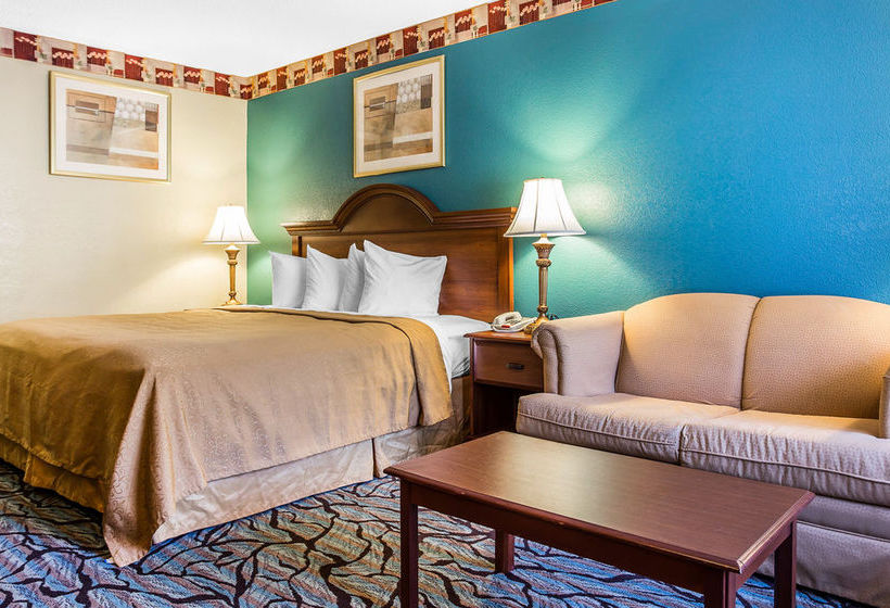 Hotel Quality Inn & Suites   | Walterboro | South Carolina | United States 10