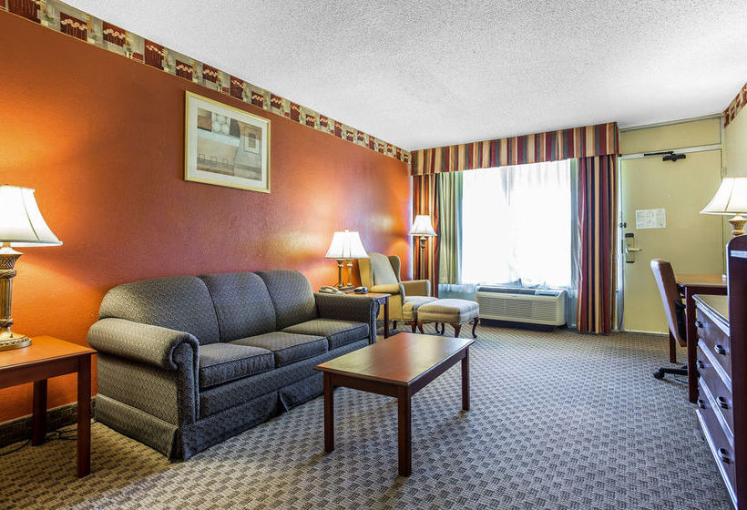 Hotel Quality Inn & Suites   | Walterboro | South Carolina | United States 16