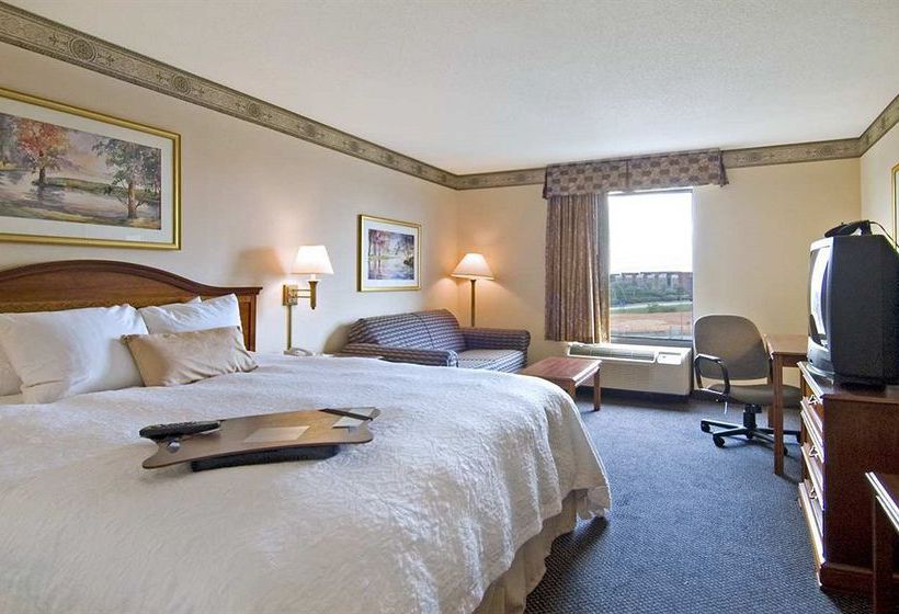 Hotel Hampton Inn & Suites Atlanta Airport North I85  | Atlanta | Georgia | United States 9