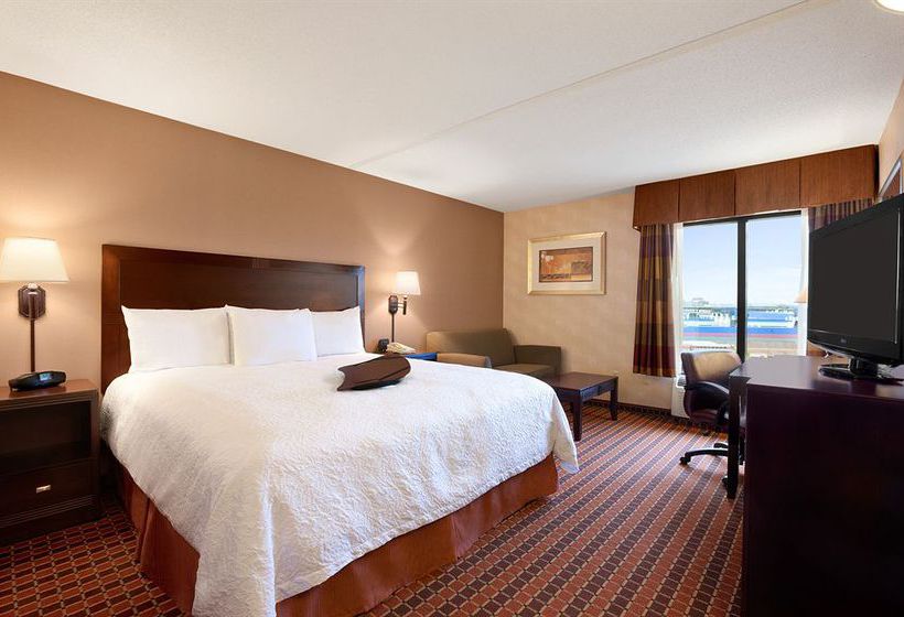 Hotel Hampton Inn Boston Cambridge  | Cambridge | Massachusetts | United States 8