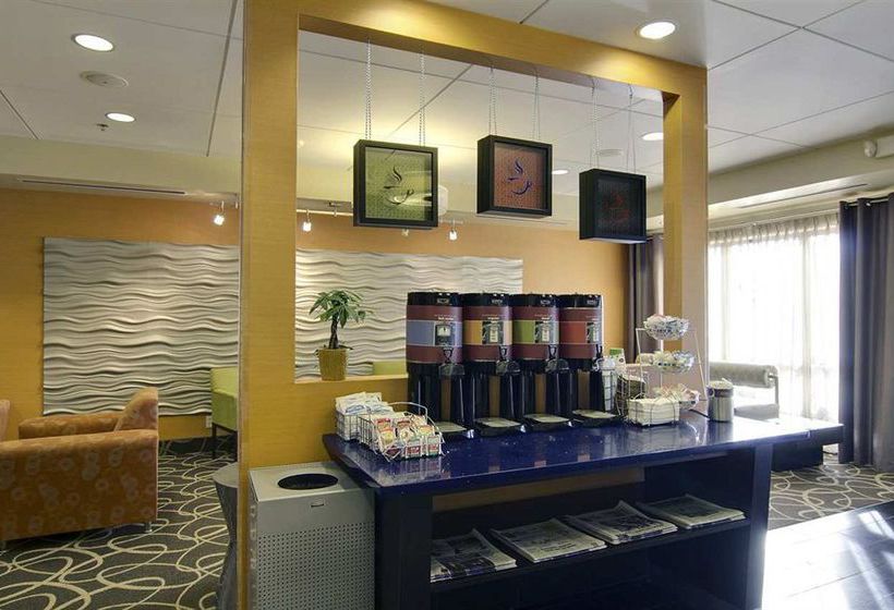 Hotel Hampton Inn Medina  | Medina | Ohio | United States 12