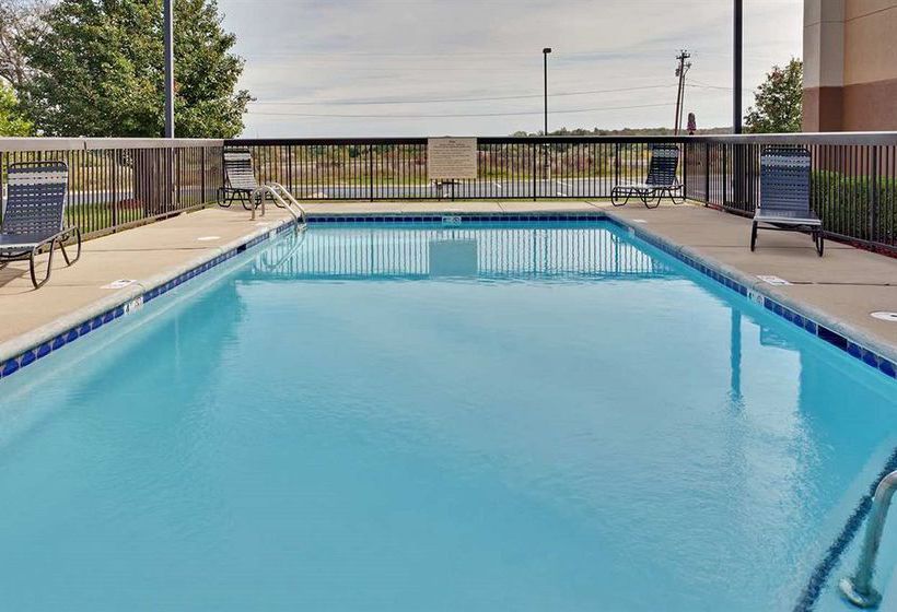 Hotel Hampton Inn Columbia  | Columbia | Tennessee | United States 13