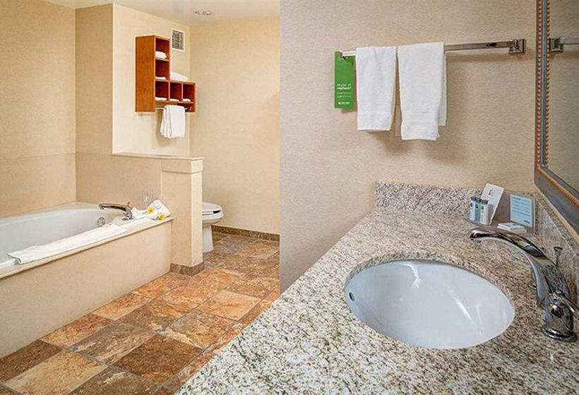 Hampton Inn & Suites Charlotte - Arrowood  | Charlotte | North Carolina | United States 14