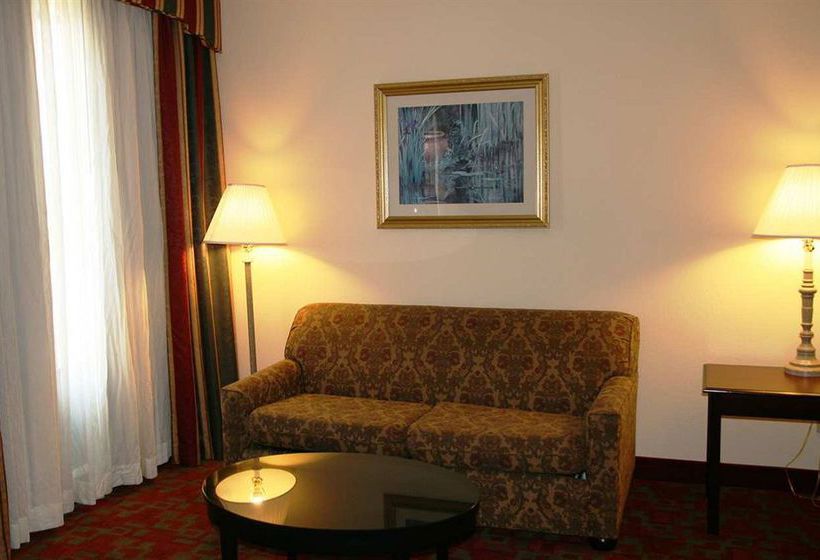 Hotel Hampton Inn Canton  | Canton | Mississippi | United States 19