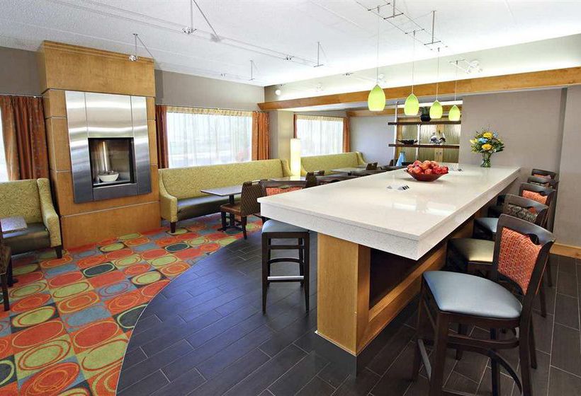 Hotel Hampton Inn Hagerstown-I-81  | Hagerstown | Maryland | United States 13