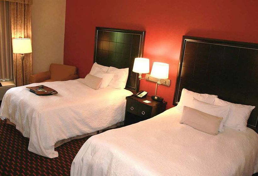 Hotel Hampton Inn MT. Pleasant  | Mount Pleasant | Michigan | United States 12