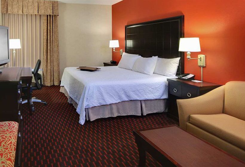 Hotel Hampton Inn MT. Pleasant  | Mount Pleasant | Michigan | United States 17