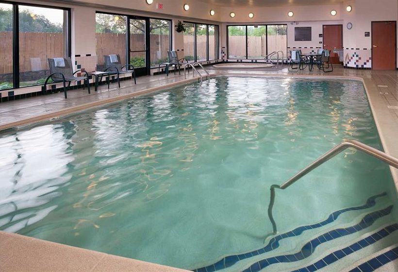 Hotel Hampton Inn MT. Pleasant  | Mount Pleasant | Michigan | United States 6