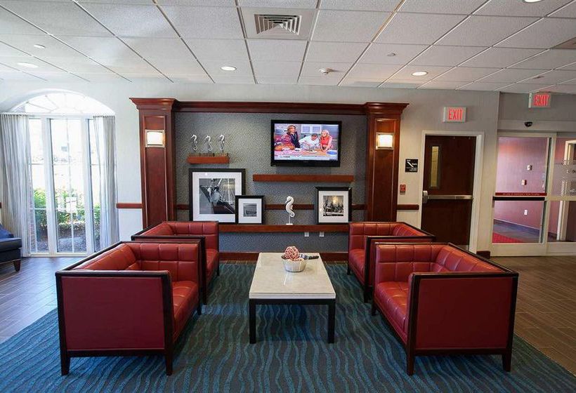 Hotel Hampton Inn & Suites Middletown Newport  | Newport | Rhode Island | United States 19