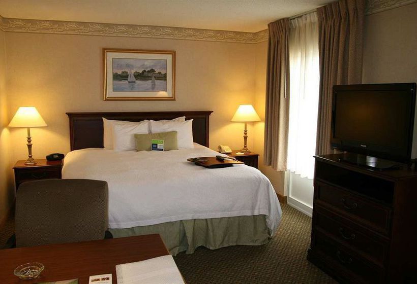 Hotel Hampton Inn & Suites Middletown Newport  | Newport | Rhode Island | United States 6
