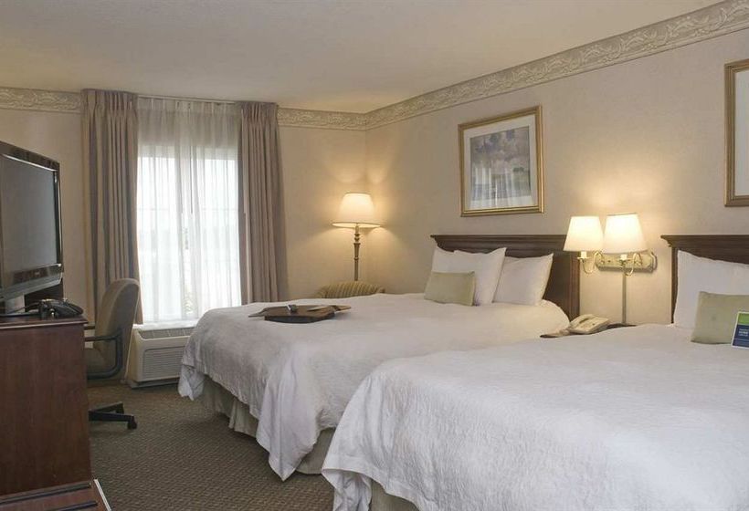 Hotel Hampton Inn & Suites Middletown Newport  | Newport | Rhode Island | United States 8