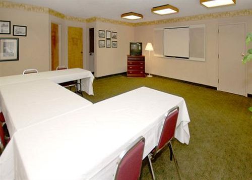 Hotel Quality Inn  | Grenada | Mississippi | United States 9