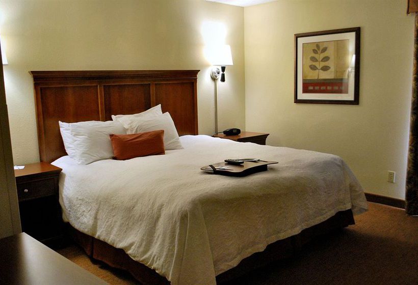 Hotel Hampton Inn Raleigh-Capital Blvd. North  | Raleigh | North Carolina | United States 17