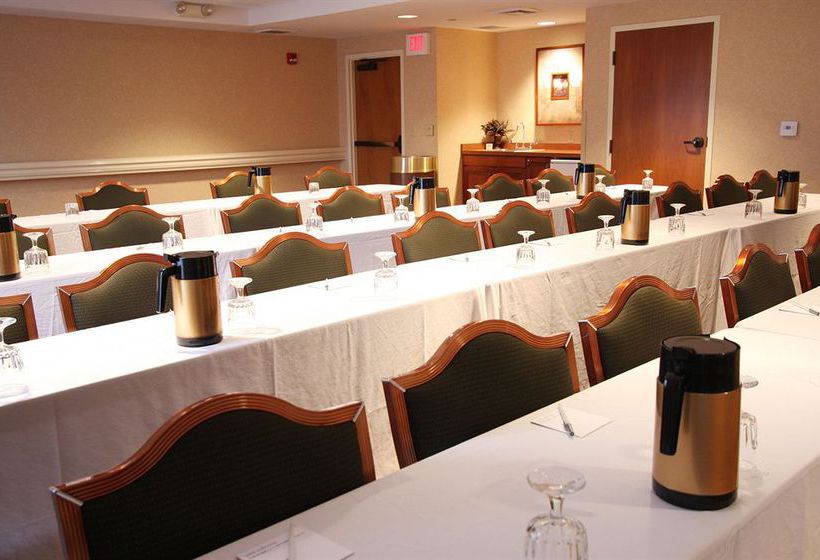 Hotel Hampton Inn & Suites Williamsburg Square  | State College | Pennsylvania | United States 11