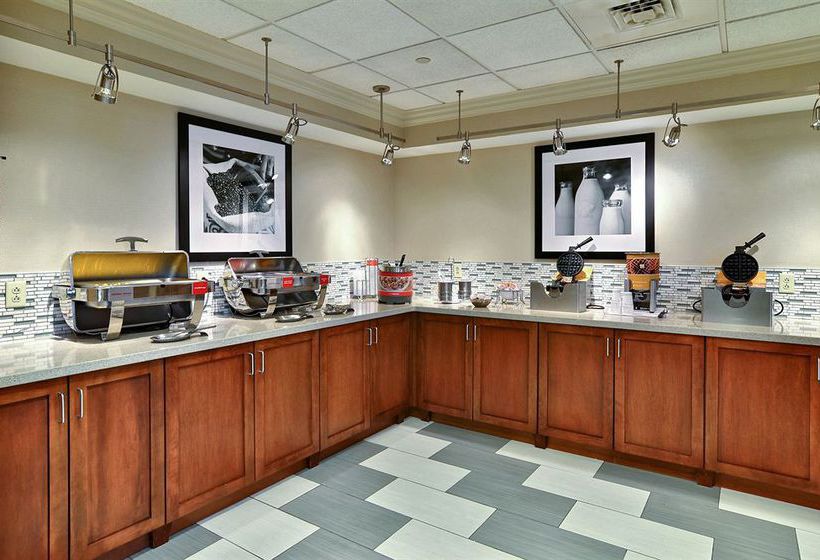 Hotel Hampton Inn & Suites Williamsburg Square  | State College | Pennsylvania | United States 15