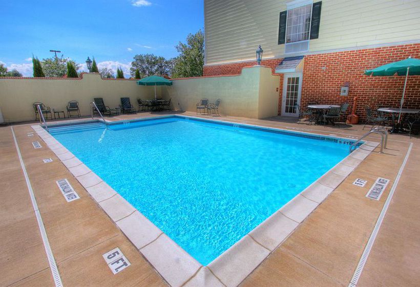 Hotel Hampton Inn & Suites Williamsburg Square  | State College | Pennsylvania | United States 16