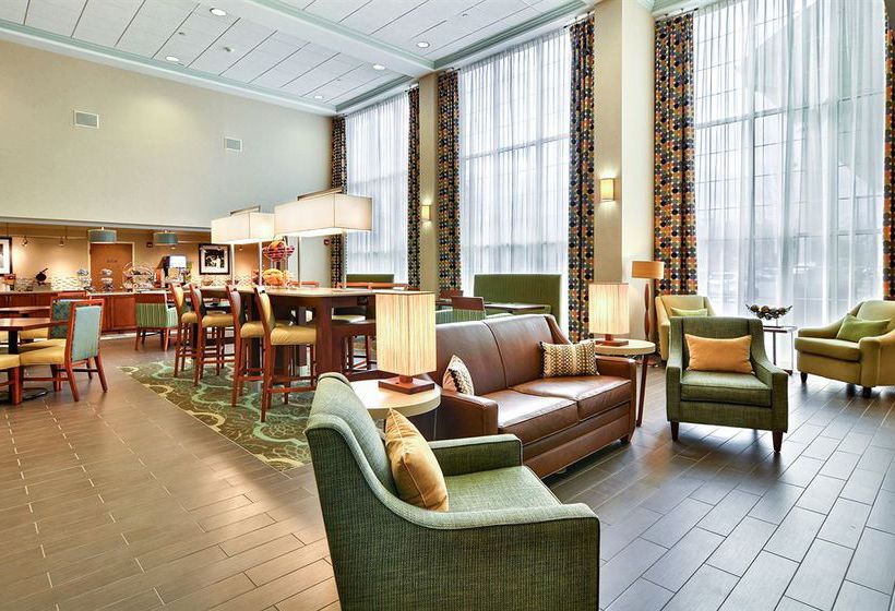 Hotel Hampton Inn & Suites Williamsburg Square  | State College | Pennsylvania | United States 18