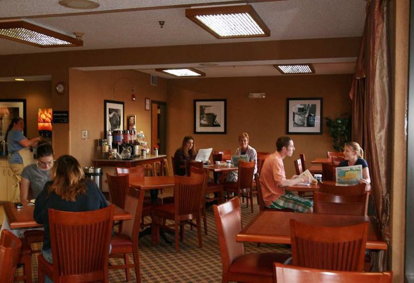 Hotel Hampton Inn Salina  | Salina | Kansas | United States 2