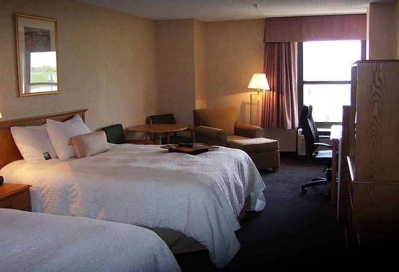 Hotel Hampton Inn Salina  | Salina | Kansas | United States 8