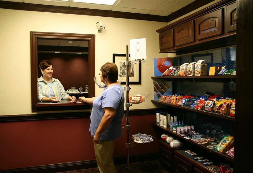 Hotel Hampton Inn & Suites Toledo-North  | Toledo | Ohio | United States 11