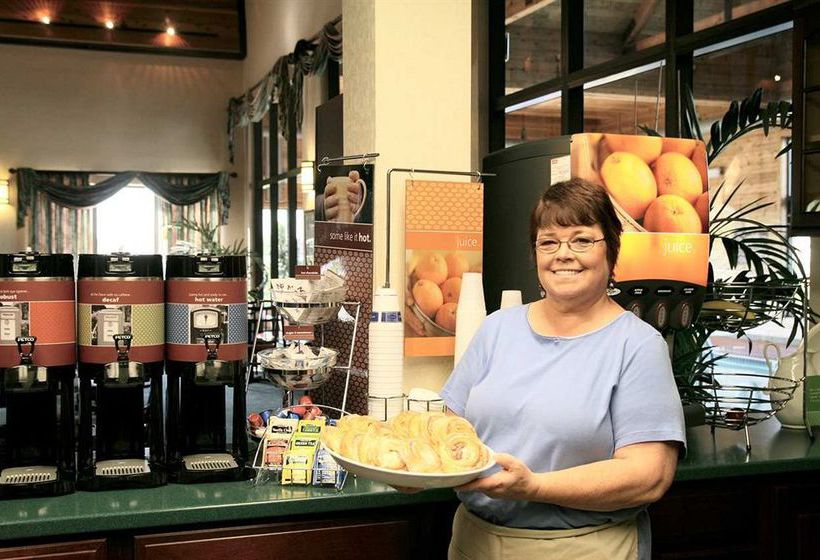 Hotel Hampton Inn & Suites Toledo-North  | Toledo | Ohio | United States 8