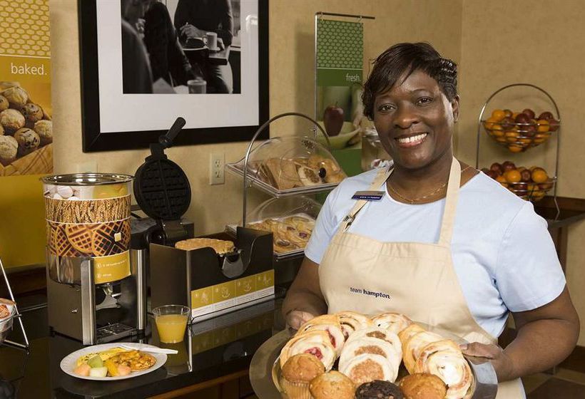 Hotel Hampton Inn Waldorf  | Waldorf | Maryland | United States 8