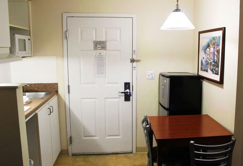 Suburban Extended Stay Hotel Hampton  | Hampton | Virginia | United States 3