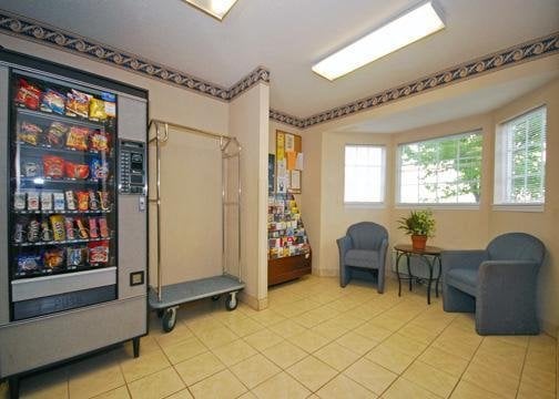 Hotel Suburban Extended Stay 