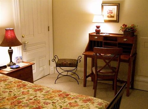 Bed and Breakfast Lyndon House Bed&Breakfast  | Lexington | Kentucky | United States 11