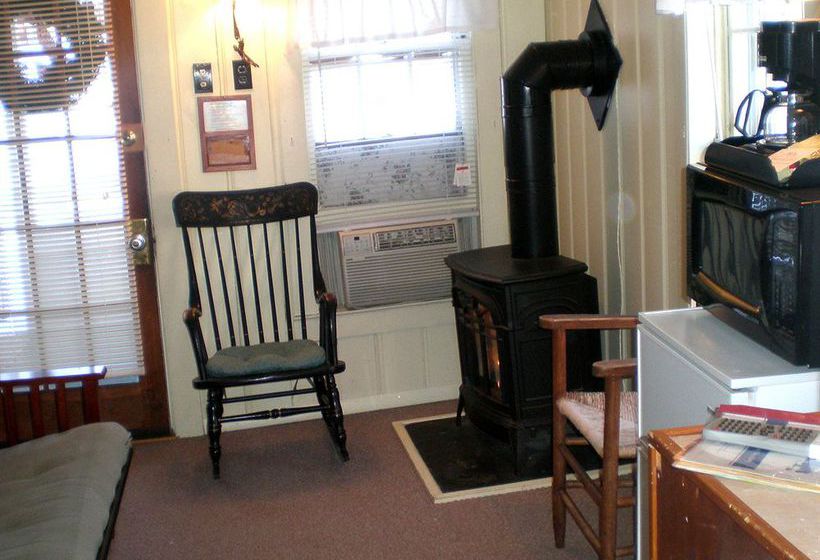 Hotel Old Red Inn & Cottages  | North Conway | New Hampshire | United States 3