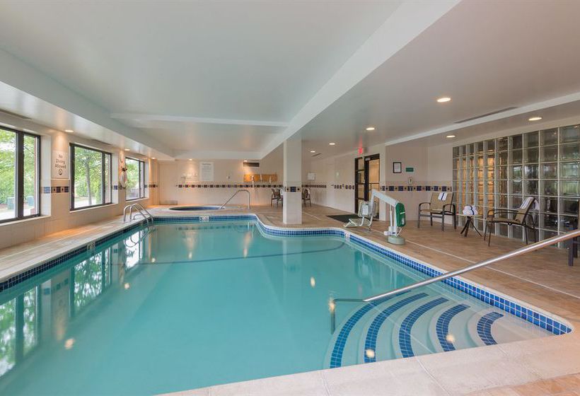 Hotel Holiday Inn Manchester Airport   | Manchester | New Hampshire | United States 17