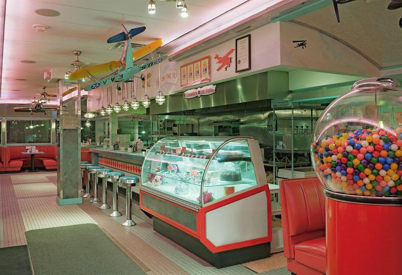 Hotel Holiday Inn Manchester Airport   | Manchester | New Hampshire | United States 4