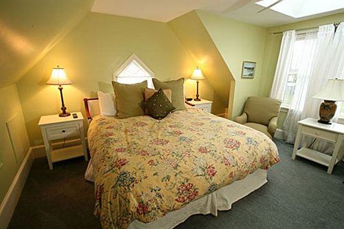 Hotel Belfry Inne  | Sandwich | Massachusetts | United States 19