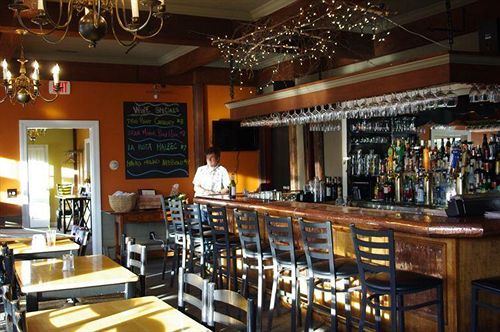 Colonial Motel & Spa  | Brattleboro | Vermont | United States 13